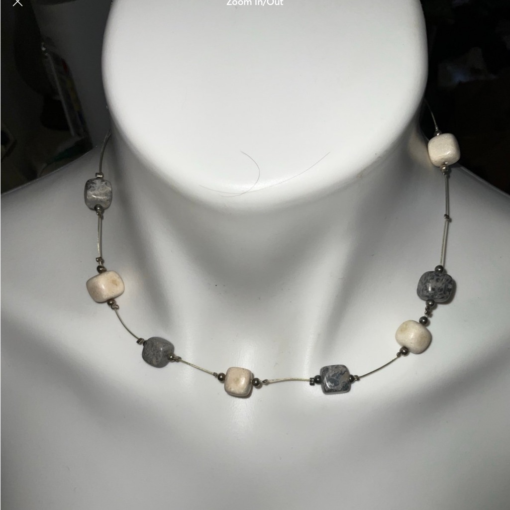Elegant Cream An Gray Necklace Genuine Stone Choker Necklaces Vintage 2004 New
